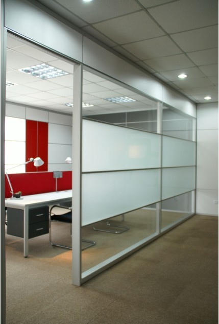 <b>單層玻璃辦公隔斷系列</b>