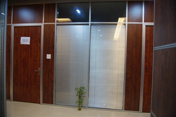 雙層玻璃夾百葉隔斷系列